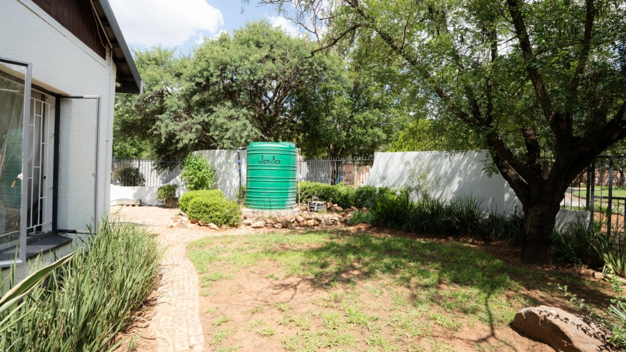  Bedroom Property for Sale in Flamwood North West